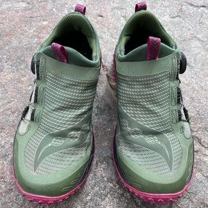 Women’s Saucony Switchback 2 trail shoes